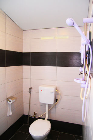 Imagen de los interiores del Hotel Efm Guest House. Foto 7