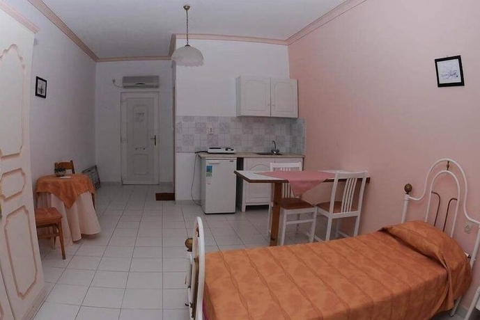 Imagen de la habitación del Hotel Efstathia. Foto 17