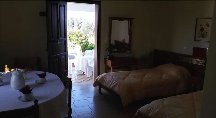 Imagen de la habitación del Hotel Eftihia Studios. Foto 12