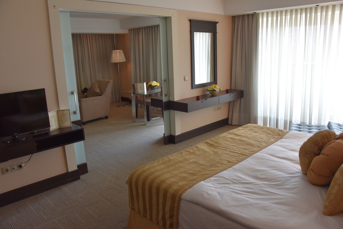 Imagen de la habitación del Hotel Ege Palas Business. Foto 7