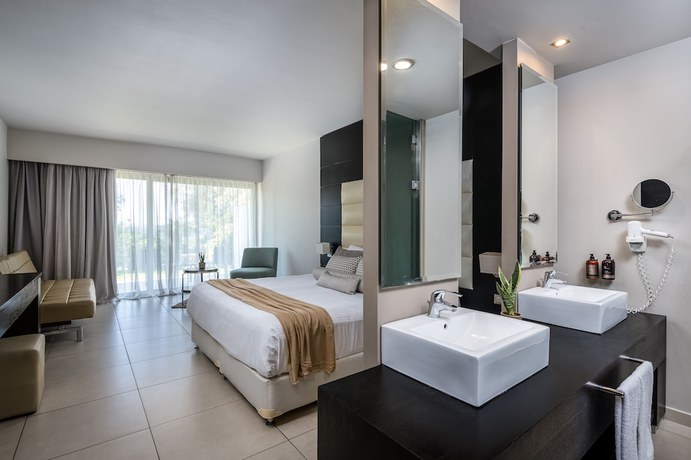 Imagen de la habitación del Hotel E-geo Easy Living Resort- All Inclusive. Foto 9