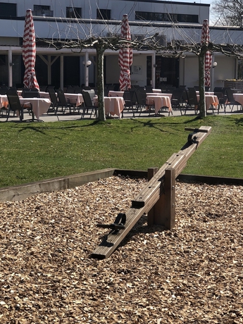 Imagen de los exteriores del Hotel Egerkingen. Foto 18