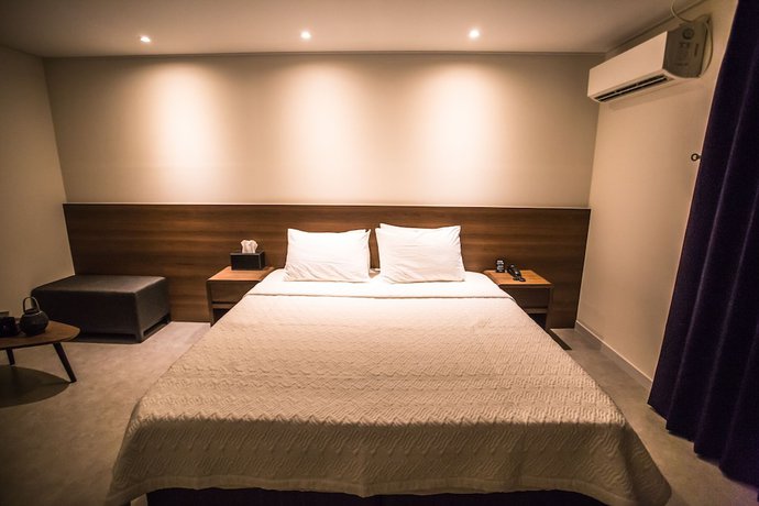 Imagen de la habitación del Hotel Egg. Foto 8