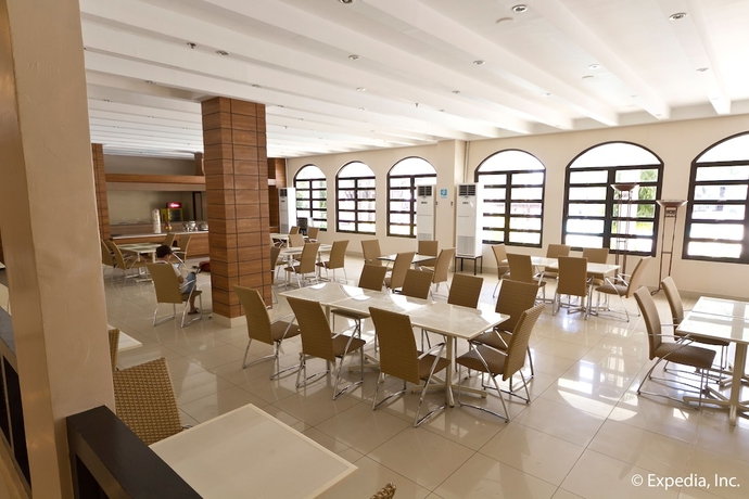 Imagen del bar/restaurante del Hotel Egi Resort and. Foto 2