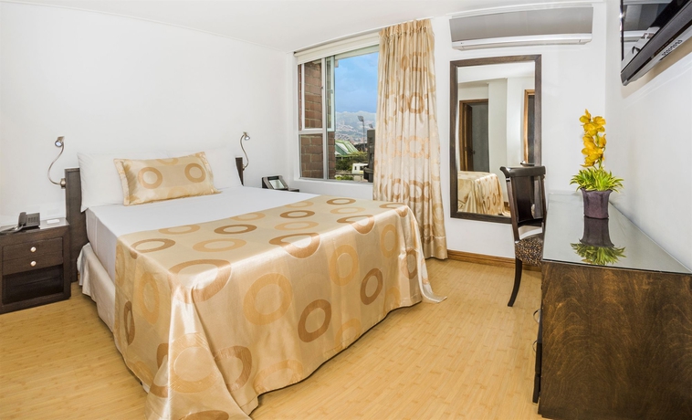 Imagen de la habitación del Hotel Egina Medell&iacute;n. Foto 11