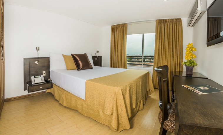 Imagen de la habitación del Hotel Egina Medell&iacute;n. Foto 12