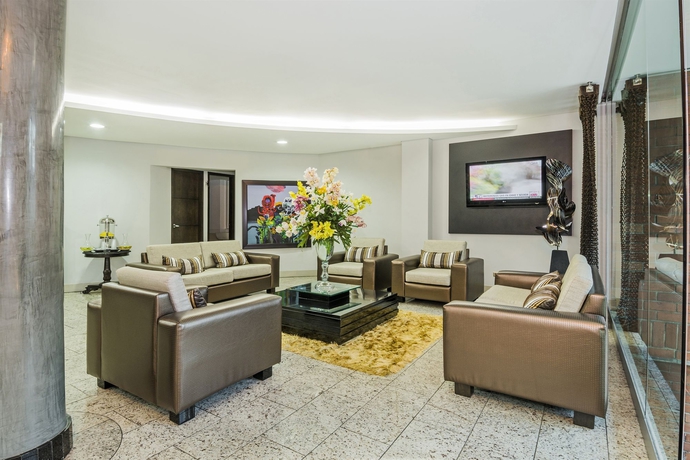 Imagen de los interiores del Hotel Egina Medell&iacute;n. Foto 15