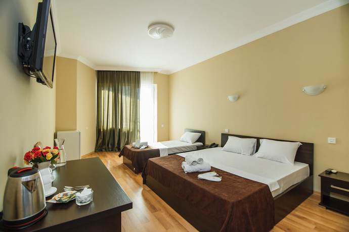 Imagen de la habitación del Hotel Egrisi. Foto 8