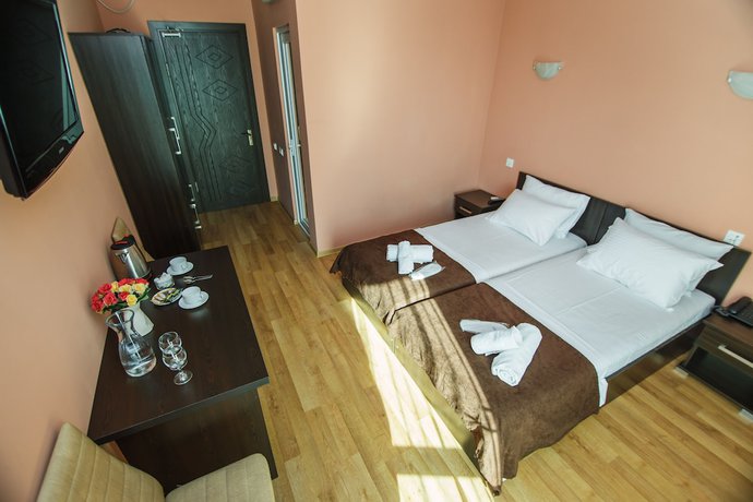 Imagen de la habitación del Hotel Egrisi. Foto 11