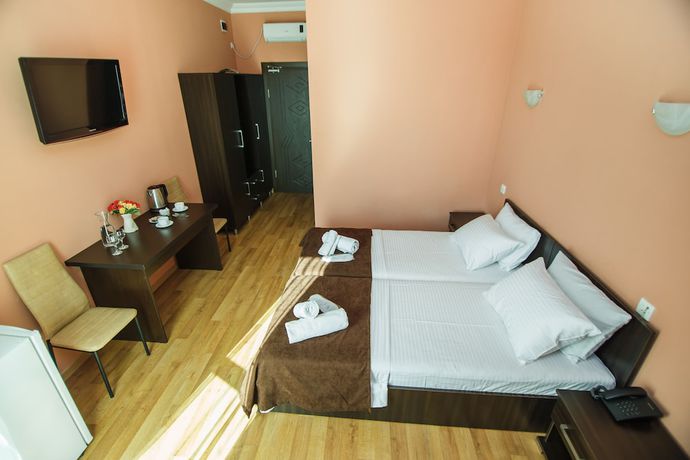 Imagen de la habitación del Hotel Egrisi. Foto 12