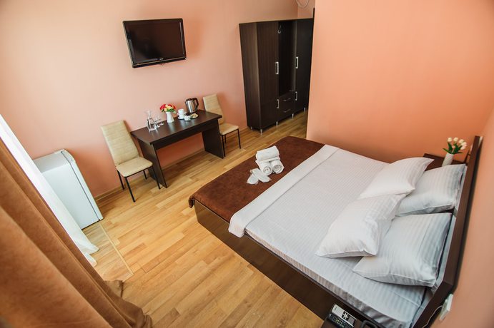 Imagen de la habitación del Hotel Egrisi. Foto 16