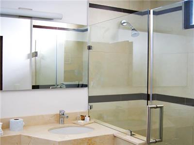Imagen de la habitación del Hotel Eh Ejecutivo Urban. Foto 3