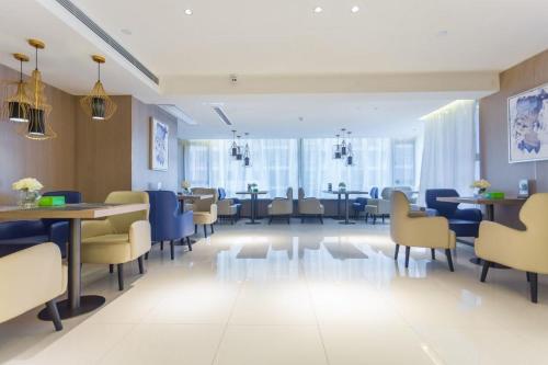 Imagen general del Hotel Eharm - Wuhan Optics Valley Pedestrian Street Huake University. Foto 10