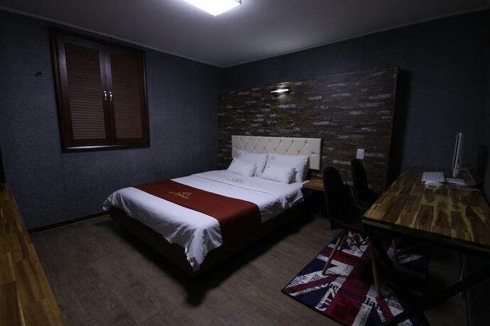 Imagen general del Hotel Ehotel Gumi. Foto 14