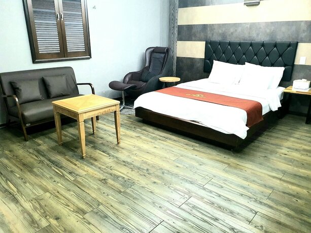 Imagen general del Hotel Ehotel Gumi. Foto 15