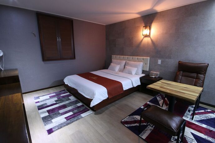 Imagen de la habitación del Hotel Ehotel Gumi. Foto 20