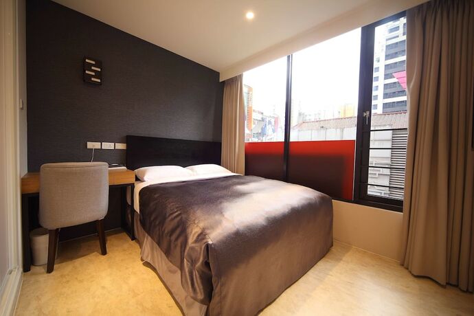 Imagen general del Hotel E-house. Foto 13