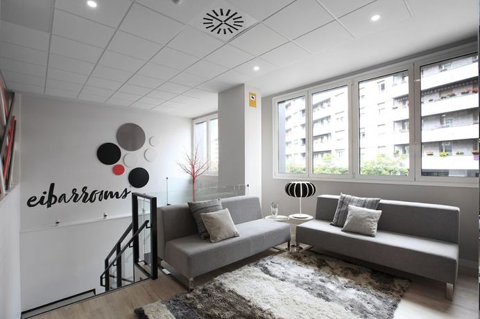 Imagen general del Hotel Eibarrooms Auto Check-in. Foto 2