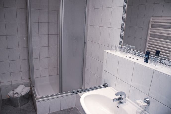 Imagen de la habitación del Hotel Eifelhotel Im Fronhof. Foto 10