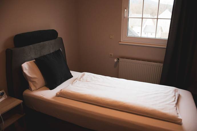 Imagen de la habitación del Hotel Eifelhotel Im Fronhof. Foto 12