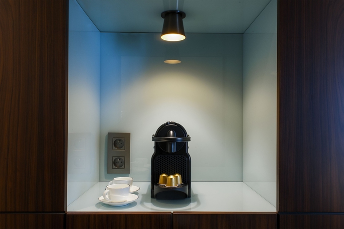 Imagen de la habitación del Hotel Eiffel Blomet. Foto 10