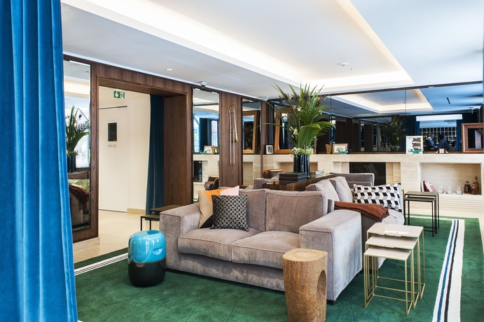 Imagen del bar/restaurante del Hotel Eiffel Blomet. Foto 2