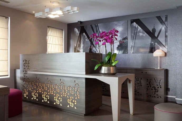 Imagen de los interiores del Hotel Eiffel Capitol. Foto 5