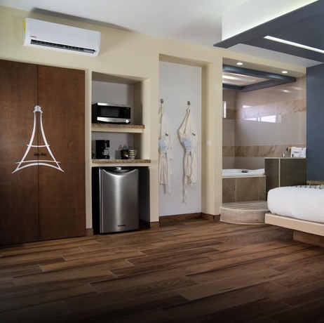 Imagen de la habitación del Hotel Eiffel, Ensenada. Foto 8