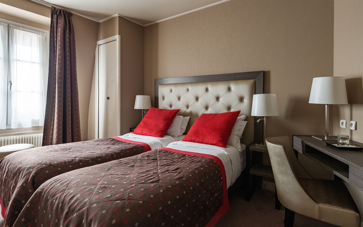 Imagen de la habitación del Hotel Eiffel Kennedy. Foto 15