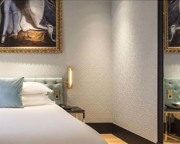 Imagen de la habitación del Hotel Eiffel Petit Louvre. Foto 15