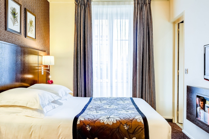 Imagen de la habitación del Hotel Eiffel Saint Charles. Foto 7