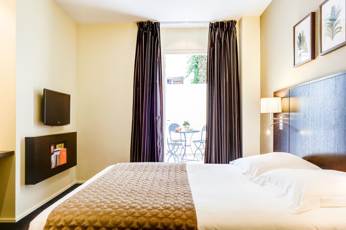 Imagen de la habitación del Hotel Eiffel Saint Charles. Foto 8