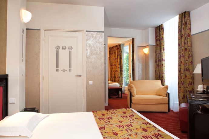 Imagen de la habitación del Hotel Eiffel Seine. Foto 4
