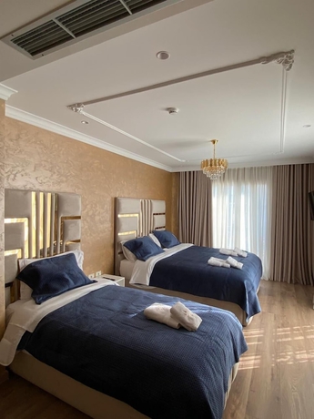 Imagen de la habitación del Hotel Eiffel, Tirana. Foto 8
