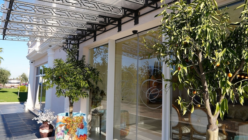 Imagen de los interiores del Hotel Eiffel, Tirana. Foto 15
