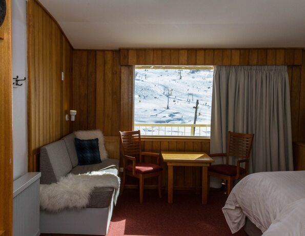 Imagen de la habitación del Hotel Eiger Chalet. Foto 19