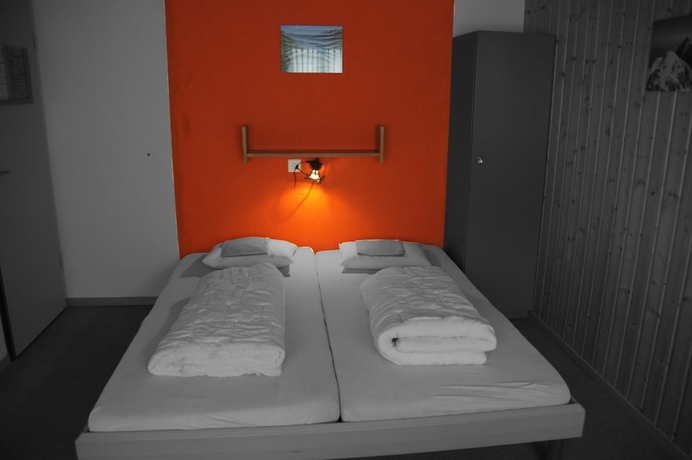 Imagen de la habitación del Hotel Eiger Lodge Easy. Foto 11