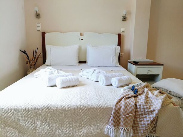 Imagen general del Hotel Eight Dimensions Capari Suites Elafonisos. Foto 4