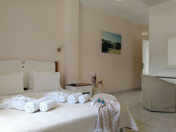 Imagen de la habitación del Hotel Eight Dimensions Capari Suites Elafonisos. Foto 15
