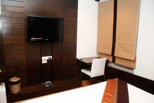 Imagen general del Hotel Eight Inn. Foto 14