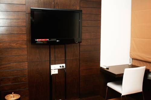 Imagen general del Hotel Eight Inn. Foto 17