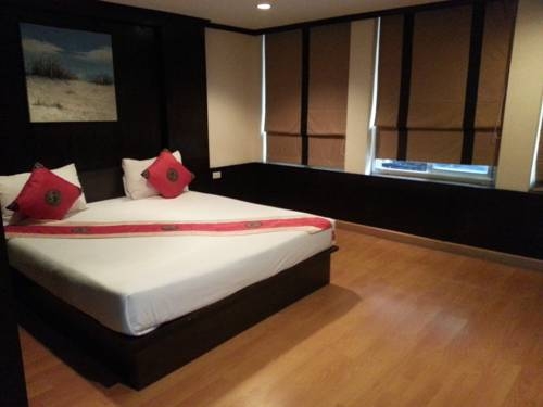 Imagen general del Hotel Eight Inn. Foto 21