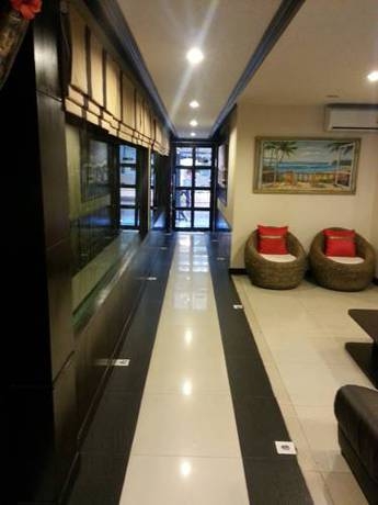 Imagen general del Hotel Eight Inn. Foto 22