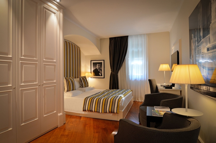 Imagen de la habitación del Hotel Eight Portofino. Foto 8