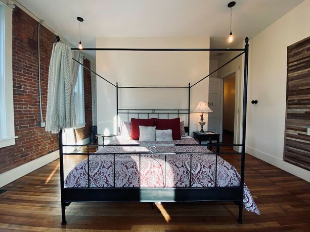 Imagen general del Hotel Eighteen-Ninety Sleepover. Foto 5