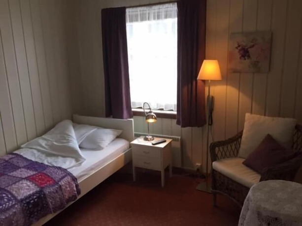 Imagen de la habitación del Hotel Eikuml. Foto 4