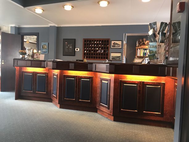 Imagen de los interiores del Hotel Eikuml. Foto 19