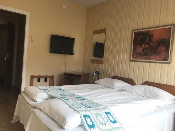 Imagen de la habitación del Hotel Eikuml. Foto 13