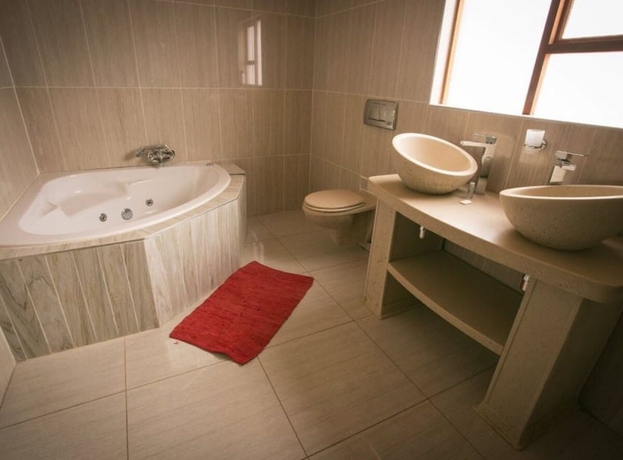 Imagen de la habitación del Hotel Ein Gedi Premier Lodge. Foto 10