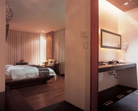 Imagen de la habitación del Hotel Einhan Resort. Foto 13